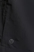 תמונת תקריב דוגמן של Hooded Utility Jacket