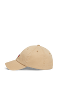 תמונת תקריב של כובע מצחייה