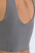 תמונת תקריב דוגמן של Ribbed Softstreme Cropped Tank Top