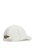 תמונה אחורית של כובע מצחייה