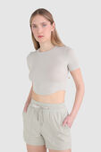 תמונת דוגמן קידמית של Hold Tight Cropped T-Shirt