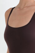 תמונת תקריב דוגמן של Wundermost Nulu Square-Neck Sleeveless Bodysuit