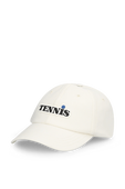 תמונה קידמית של כובע מצחייה