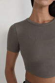 תמונת תקריב דוגמן של Hold Tight Cropped T-Shirt