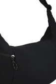 תמונת תקריב של Large Slouchy Sling Bag 13L