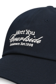 תמונת תקריב של Classic Unisex Ball Cap