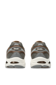 נעלי סניקרס גי טי 2160