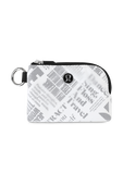 תמונה קידמית של Clippable Card Pouch Manifesto Print