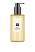 תמונה אחורית של Peony&Blush Suede Body&Hand Wash 250 ML