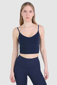 Align™ Cami Cropped Tank Top A/B Cup תמונת דוגמן קידמית של Align™ Cami Cropped Tank Top A/B Cup