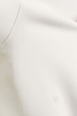 תמונת תקריב דוגמן של Softstreme™ Voluminous-Sleeve Pullover