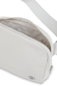 תמונת פנים של Everywhere Belt Bag 1L