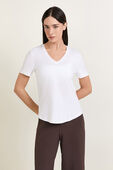 תמונת דוגמן קידמית של Love V-Neck T-Shirt