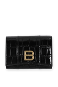 תמונה קידמית של Hourglass Wallet in Black