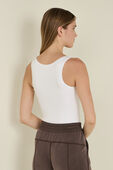 תמונת דוגמן אחורית של Nulu Square-Neck Sleeveless Bodysuit