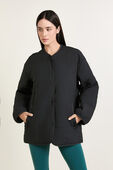 Insulated Liner Coat תמונת דוגמן קידמית של Insulated Liner Coat