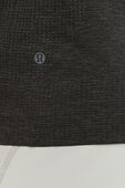 תמונת תקריב דוגמן של Metal Vent Tech Sleeveless Shirt