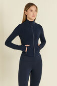 Define™ Cropped Jacket *Nulu תמונת דוגמן קידמית של Define™ Cropped Jacket *Nulu