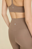 תמונת תקריב דוגמן של ALIGN™ HR PANT 28