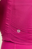 תמונת תקריב דוגמן של License to Train Tight-Fit Tank Top