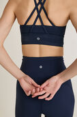 תמונת תקריב דוגמן של Energy Longline Bra