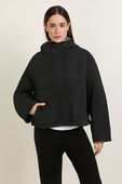 Hooded Utility Jacket תמונת דוגמן קידמית של Hooded Utility Jacket