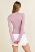 תמונת דוגמן אחורית של Swiftly Tech Long Sleeve Shirt 2.0 Race