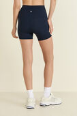 תמונת דוגמן אחורית של Align™ HR Short 4