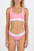 תמונת דוגמן קידמית של Modern Bralette in Pink