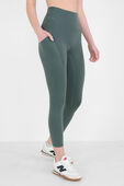 Wunder Train High-Rise Crop 23" Pockets תמונת דוגמן קידמית של Wunder Train High-Rise Crop 23" Pockets