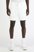 תמונת דוגמן קידמית של Cotton Flat Shorts in White