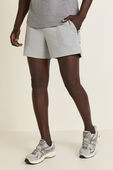 License To Train Short 5 *LL תמונת דוגמן קידמית של License To Train Short 5 *LL