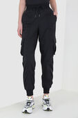 תמונת דוגמן קידמית של Dance Studio Relaxed-Fit Mid-Rise Cargo Jogger