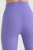 תמונת תקריב דוגמן של Align™ High-Rise Crop Pant 23