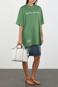 תמונת דוגמן קידמית של Mini Traveler Tote Bag in White