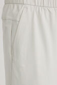 תמונת תקריב דוגמן של ABC Pull-On Pant