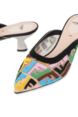 תמונת תקריב של Vertigo Pointed Toes Mules in Multicolor
