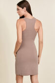 תמונת דוגמן אחורית של Ribbed Softstreme Slim-Fit Tank Dress