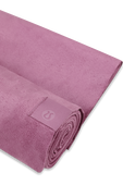 תמונה אחורית של The (Big) Towel