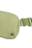 תמונת תקריב של Everywhere Belt Bag