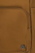 תמונת תקריב של Everywhere Backpack 22L
