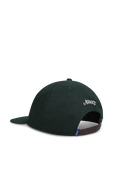 תמונה אחורית של כובע בייסבול