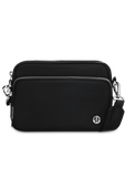 Everywhere Crossbody Bag 2L Metal Hardware תמונה קידמית של Everywhere Crossbody Bag 2L Metal Hardware