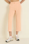 תמונת דוגמן קידמית של Softstreme HR Straight Leg Crop 24