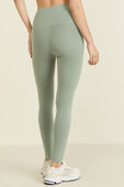 תמונת דוגמן אחורית של Wunder Train HR Tight 25