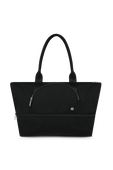 תמונה קידמית של City Adventurer Tote Bag