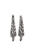 תמונה אחורית של Fold Mesh Earrings in Silver