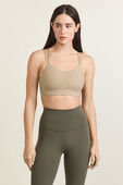 Like a Cloud Longline Ribbed Bra, B/C Cup תמונת דוגמן קידמית של Like a Cloud Longline Ribbed Bra, B/C Cup