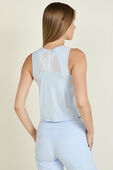 תמונת דוגמן אחורית של Sculpt Crop Tank