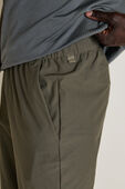 תמונת תקריב דוגמן של ABC Warpstreme™ Pull-On Pant